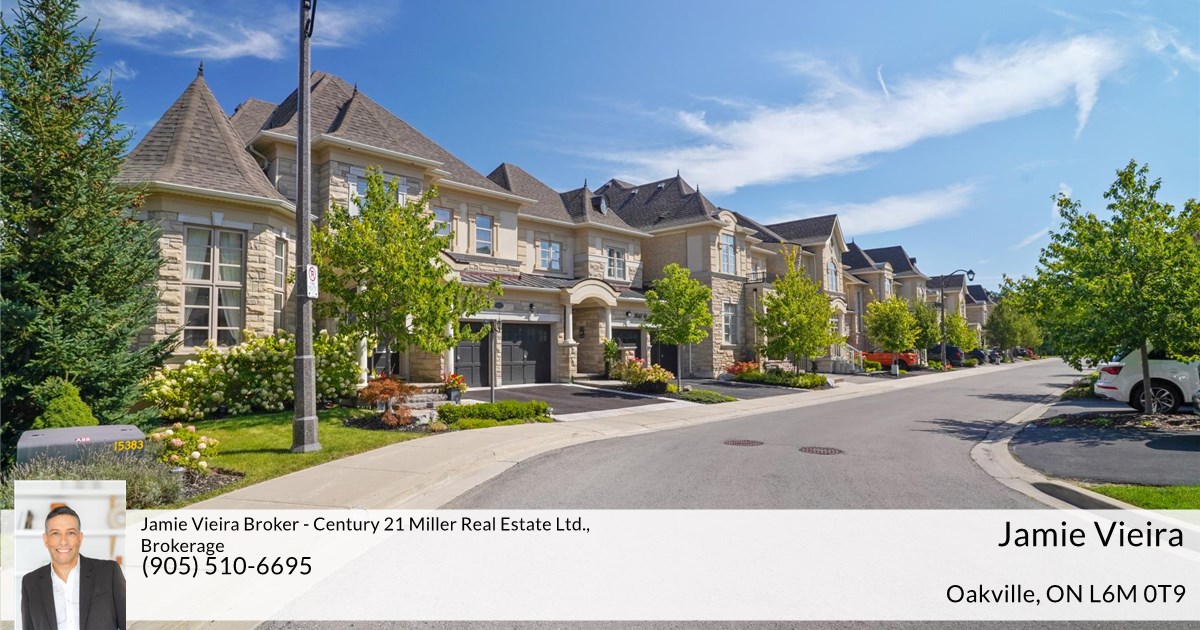 2447 Chateau Common, Oakville, ON L6M 4J3